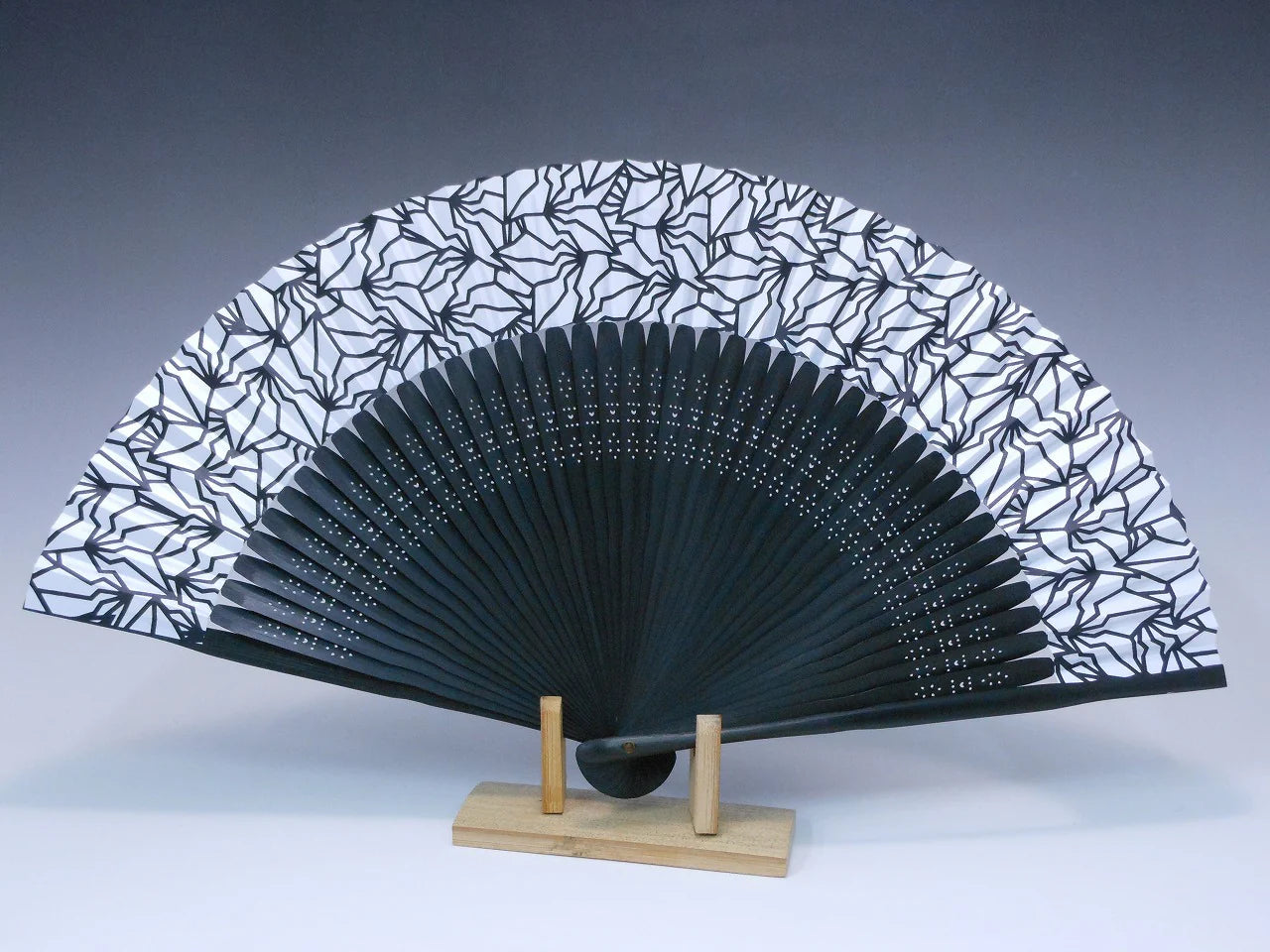 Men's Summer Fan 'BAKI folding Fan' with All-over BAKI Pattern on a White Background ( Yamatake Senpo)