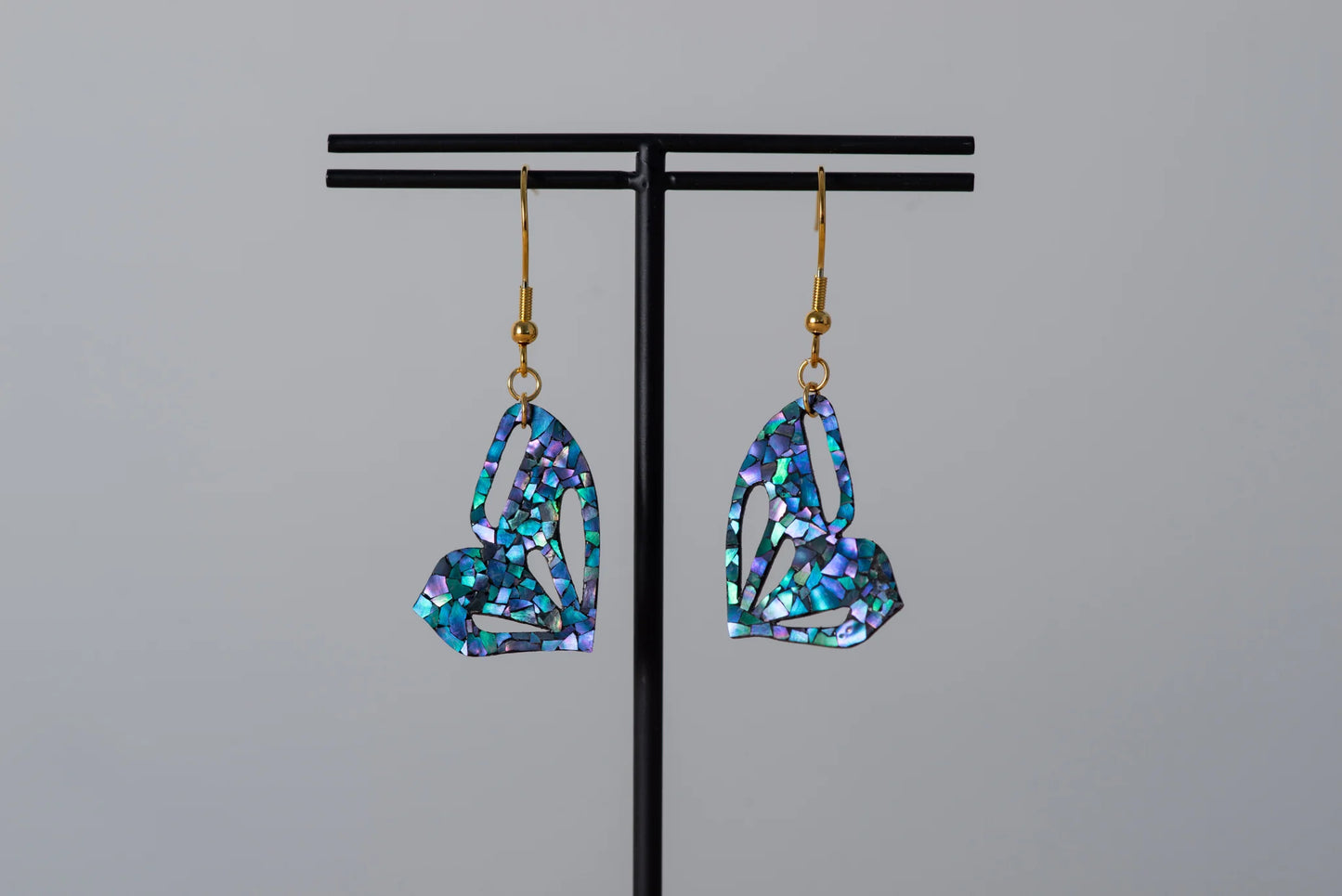 Mother-of-pearl inlay Kihaku "Nami Swallowtail Butterfly" Earrings(Both Ears) Lacquer Work