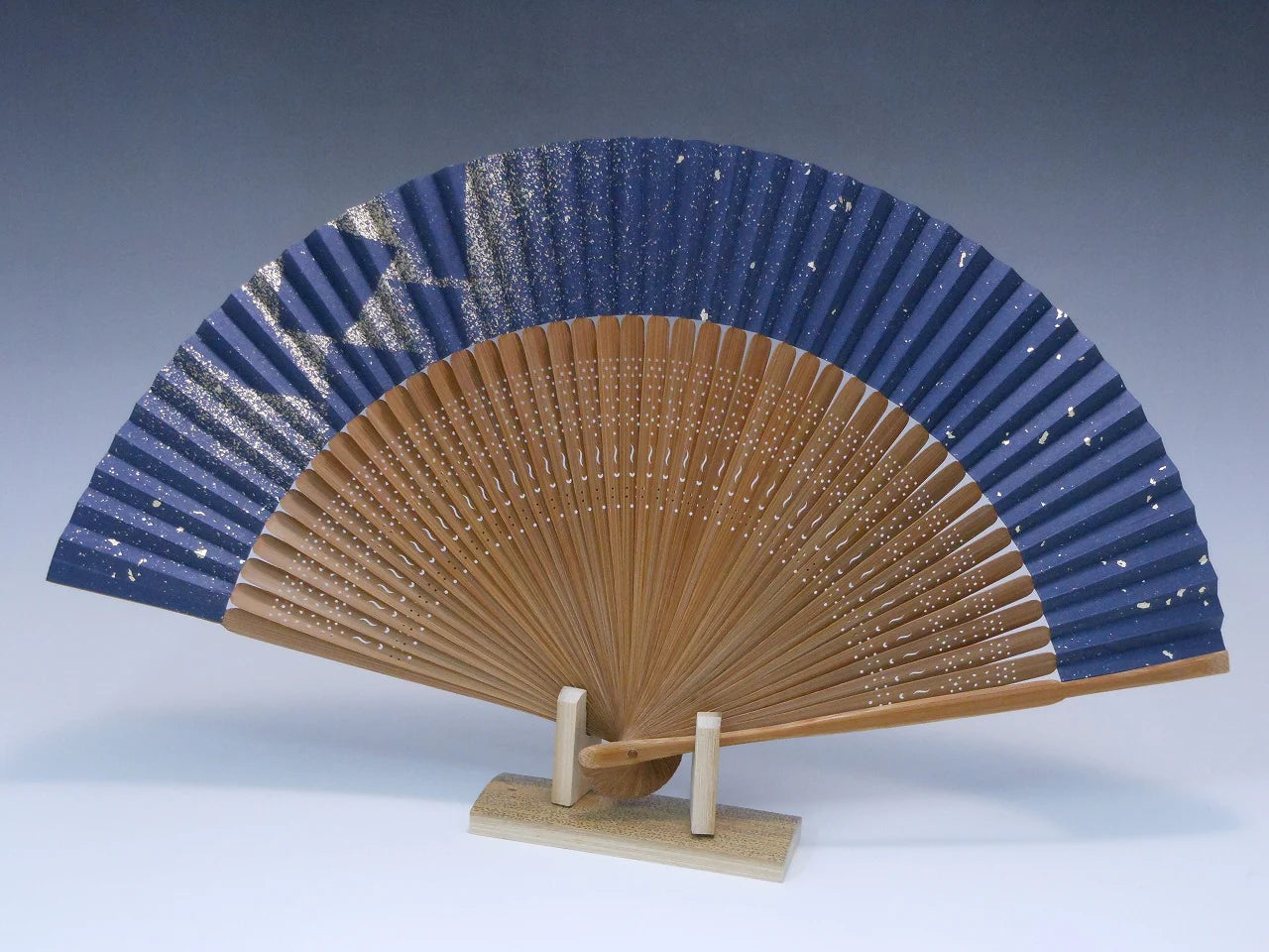 Men's Summer Fan - Hakudō Series - Powder Foil - Dark Navy ( Yamatake Senpo)