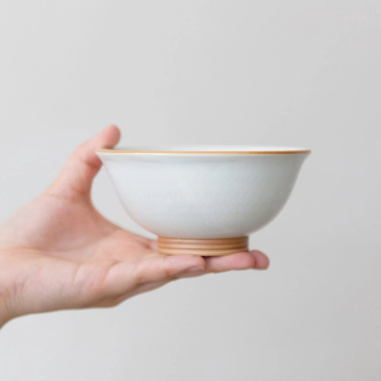 White Porcelain Hibao Tea Bowl (Large) (Soryuugama)