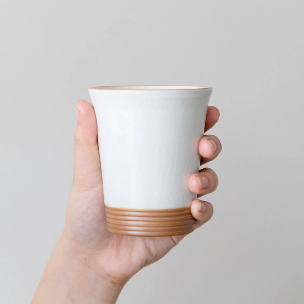 White Porcelain Hibao Cup (Large) (Soryuugama)