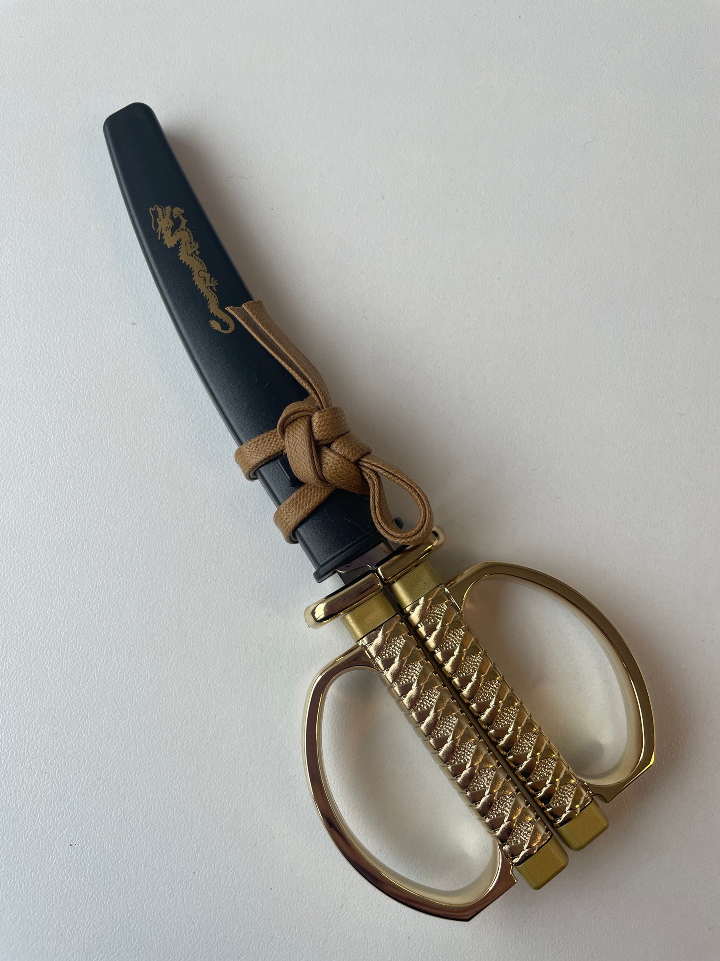 Scissor - Golden Dragon