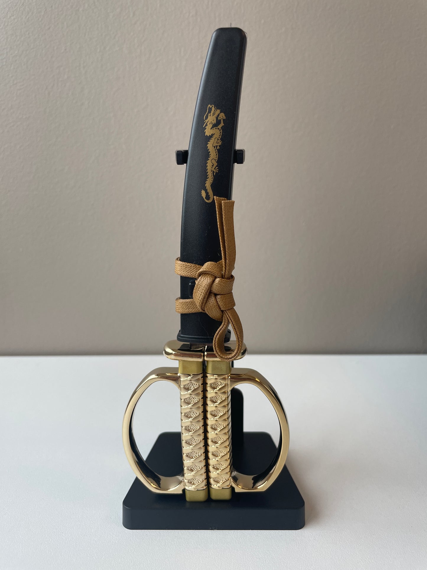 Scissor - Golden Dragon
