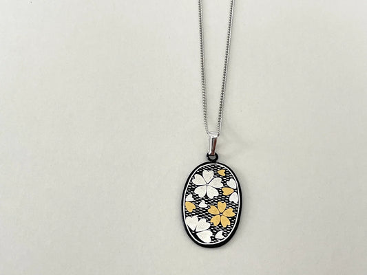 Pendant: Oval Shape - Cherry Blossom and Line Dot (Nakajima-Zougan)